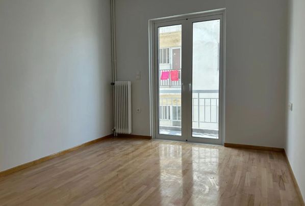 Ενοικίαση κατοικίας, 145 τ.μ., Γλυφάδα, 1.380 € - Photo 1