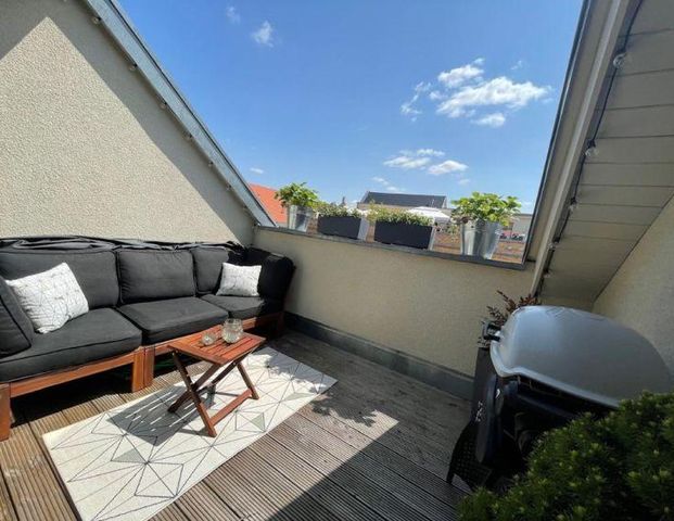 2 Zimmer Dachgeschoss * Parkett * Loggia * Lift * in Stötteritz * - Photo 1