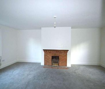 Bovingdon Road, Braintree, CM7 - Photo 4