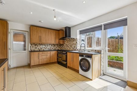 House share to rent - Photo 4