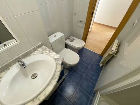 Calle del Escoriaza, Madrid, Community of Madrid 28041 - Photo 4