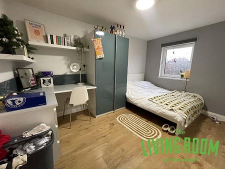 5 bedroom flat to rent - Photo 5