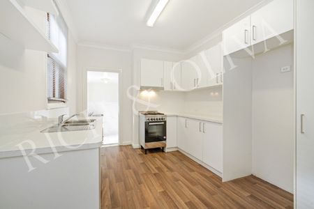 135 Glebe Point Road, Glebe NSW 2037 - Terrace For Rent | Domain - Photo 5