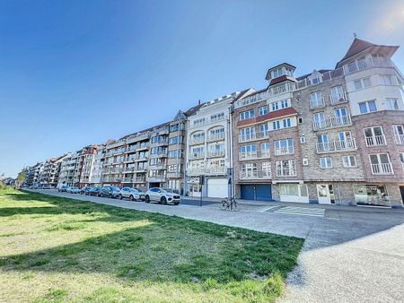 Aangenaam appartement gelegen in de Knokkestraat met zuidgericht terras achteraan - Foto 4