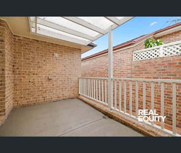 9 Merrang Court, Wattle Grove, NSW 2173 - Photo 5