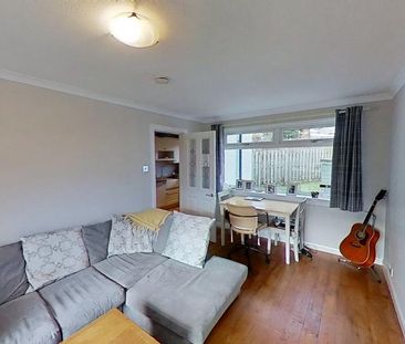 2 bedroom semi-detached house to rent - Photo 6