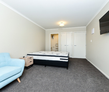 Studio Room - Photo 3