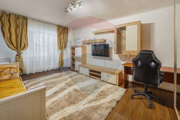 Garsoniera decomandata - Motoc 9 - 13 Septembrie - Photo 1