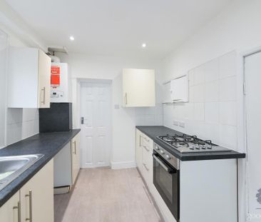 3 bedroom maisonette to rent - Photo 6