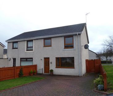 3 bedroom semi-detached house to rent - Photo 2