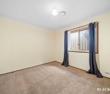 SPACIOUS, ELEVATED HOME - Photo 6