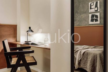 4 room luxury Apartment for rent in Barcelona, Spain - Photo 3