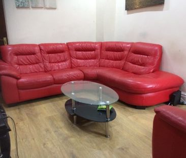 8 bedroom house to rent - Photo 1