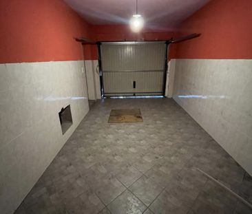 Großzügige Familienwohnung mit Garten, Garage & Parkplatz - Foto 2