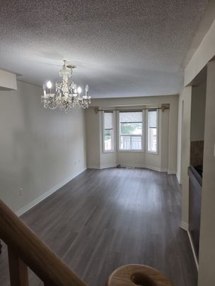 For Lease - 124 Lindenshire Avenue Unit# Upper, Vaughan, Ontario - Photo 1