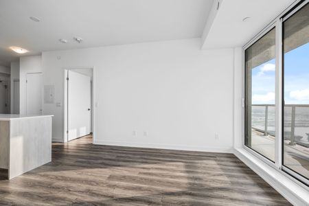 For Lease - 2 Davids Eyer Road Unit# 1224, Richmond Hill, Ontario - Photo 3