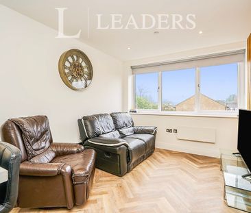 1 bedroom apartment to rent Fountain House, Cleeve Road, Leatherhea... - Photo 3