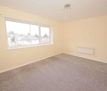 Whitecote Hill, Leeds, LS13 - Photo 1