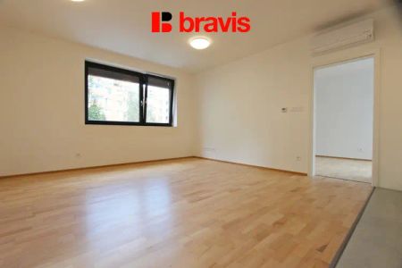 Podnájem bytu 3+kk, ulice Úpatní, Brno - Nový Lískovec, balkon, klimatizace, možnost parkování - Photo 3
