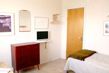 Sandfjärdsgatan, Årsta - Photo 2