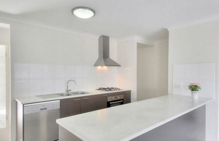 Neat and Tidy Family Home in Alberi Park Estate - Photo 2