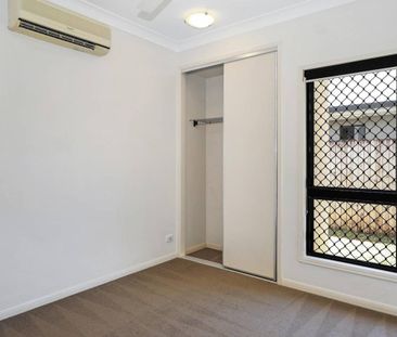 Edmonton home with side access and pool - Photo 4