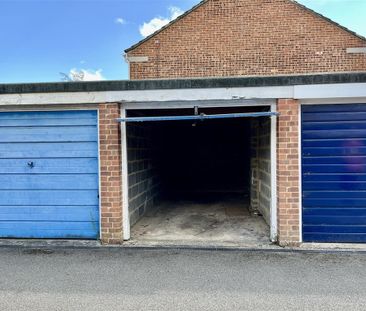 Redhoave Road, Canford Heath, Poole - Photo 5