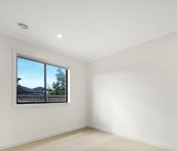 Spacious and Well-Appointed 4 Bedroom Family Home with Multiple Liv... - Photo 4