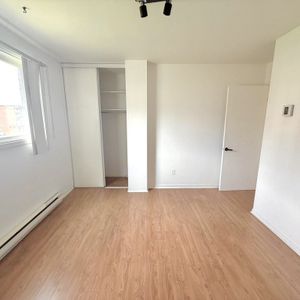 Beau 3.5 Semi-rénové à Sainte-Foy - Photo 3