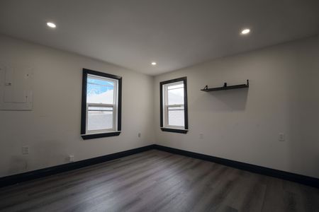 For Lease - 552 Bethune Street, Peterborough, Ontario - Photo 2