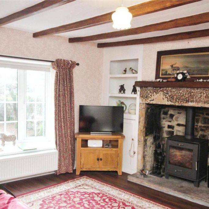 3 bedroom end of terrace house to rent - Photo 1