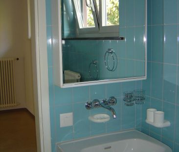 Helle 2.5-Zimmer-Wohnung mit Balkon in Zürich-Oerlikon - Photo 4
