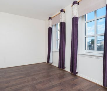 91T - Craigmillar Castle Avenue, Edinburgh, EH16 4DL - Photo 1
