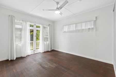 30 Gearside Street, Everton Park, QLD, 4053 - Photo 2