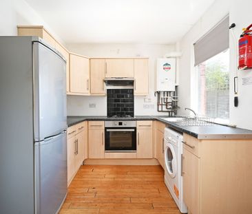 4 bedroom house share to rent - Photo 2
