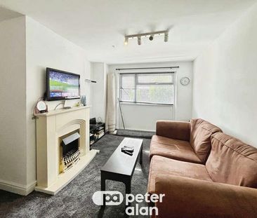 Manor Court, Church Village, Pontypridd, CF38 - Photo 5