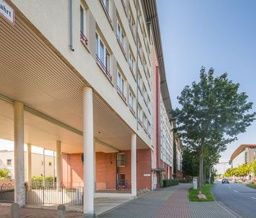 phänomenale Aussichten - 2 Raum Wohnung mit Balkon - Foto 1