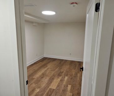 For Lease - 38 Jasper Drive Unit# lower level, Aurora, Ontario - Photo 1