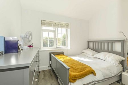 Bentworth Road, Shepherds Bush, W12 - Photo 4