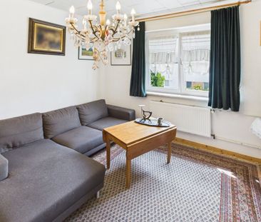 Landhausstil! 3-Zimmer-Wohnung mit hohen Decken am Diepeschrather W... - Photo 1