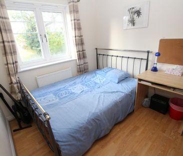 3 bedroom link detached house to rent - Photo 5