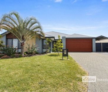 LARGE FAMILY HOME - Photo 5