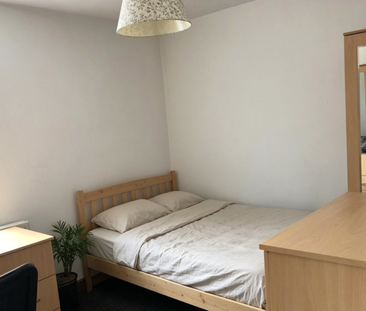 7 bedroom terraced house to rent - Photo 5
