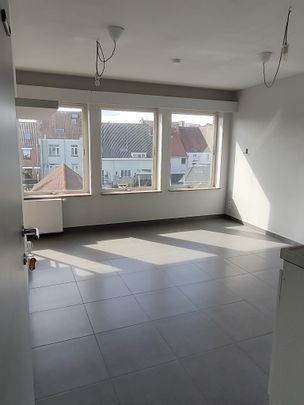 Toffe, rustige, zonnige en piekfijne kamer (sanitair per 2 studenten) - Casinoplein 12 - Photo 1