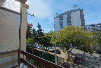 Apartamento T2 Remodelado e Mobilado no Moinho das Antas