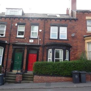 3 bedroom house to rent - Photo 2