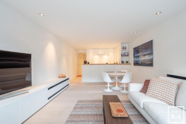 Prachtig appartement met luxe afwerking op het Lichttorenplein met lateraal zeezicht! - Photo 1