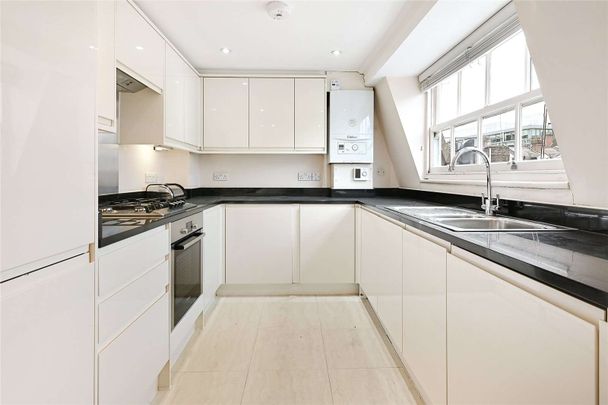 Two bedroom property situated in period conversion located in the heart of Belgravia. - Photo 1