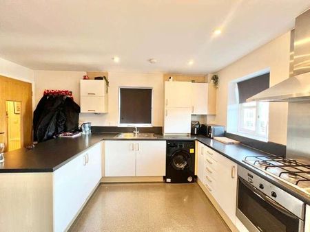 Hart Street, Brentwood, CM14 - Photo 3