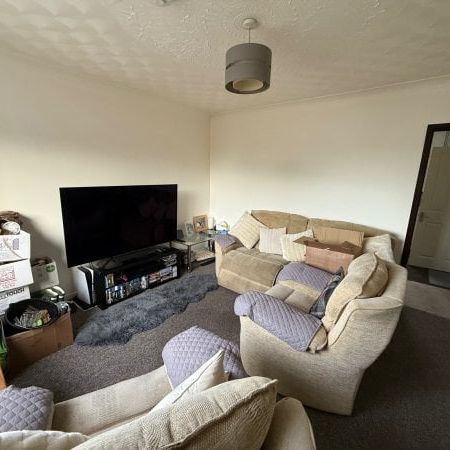 Bryn Illtyd, Burry Port, SA16 - Photo 1